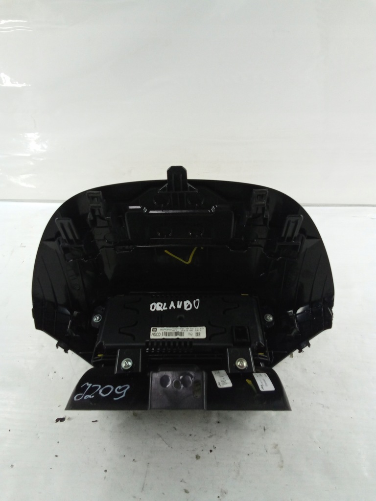фото №4, J209 дисплей chevrolet orlando 95192371g