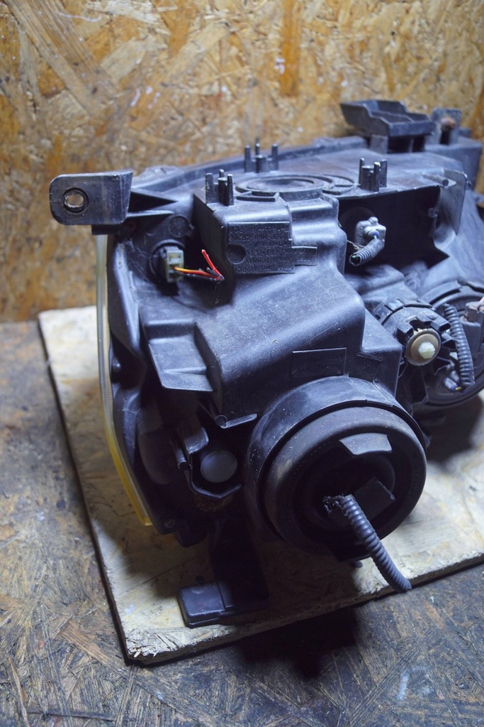 фото №10, Suzuki grand vitara ii лампа правый перед uk c2145