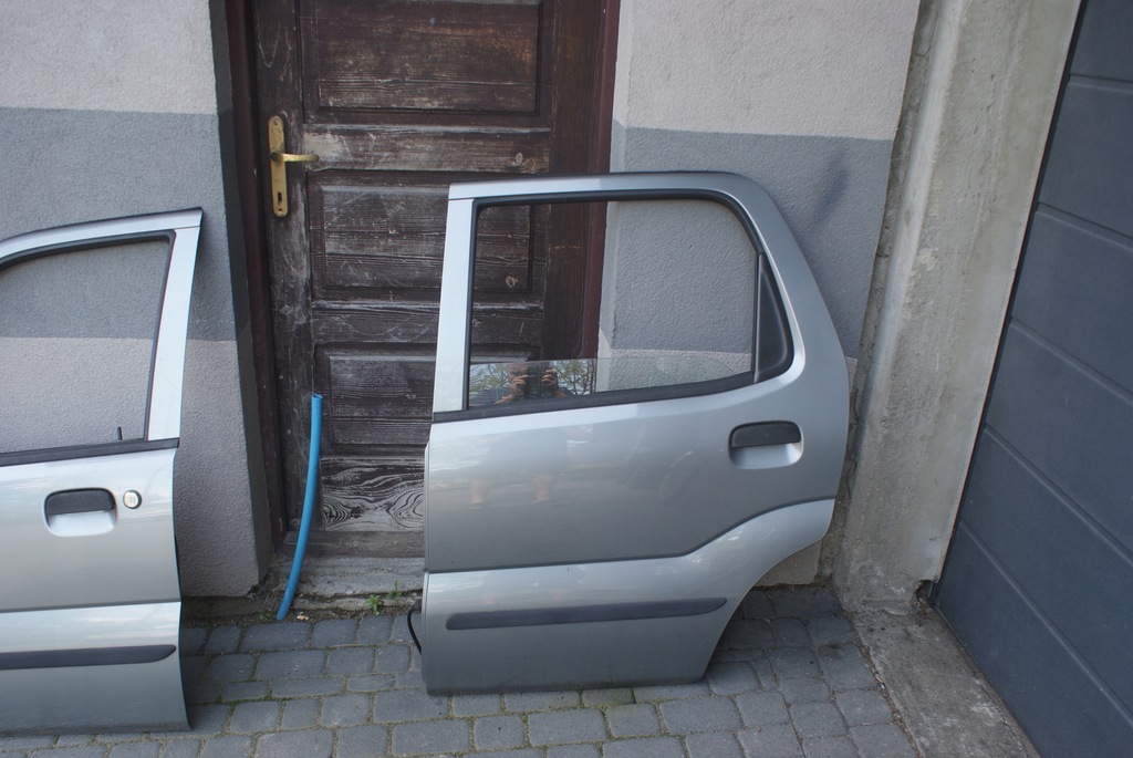 фото №1, Justy двері лівий задня