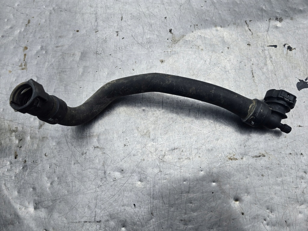 фото №1, Трубка трубка пабтрубок  воды отопителя expert jumpy iii 3 1.5 hdi 9819298180