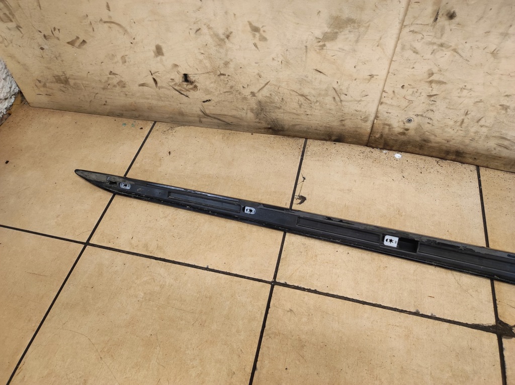 фото №11, Молдинг порог правая audi a1 ii 82a s line