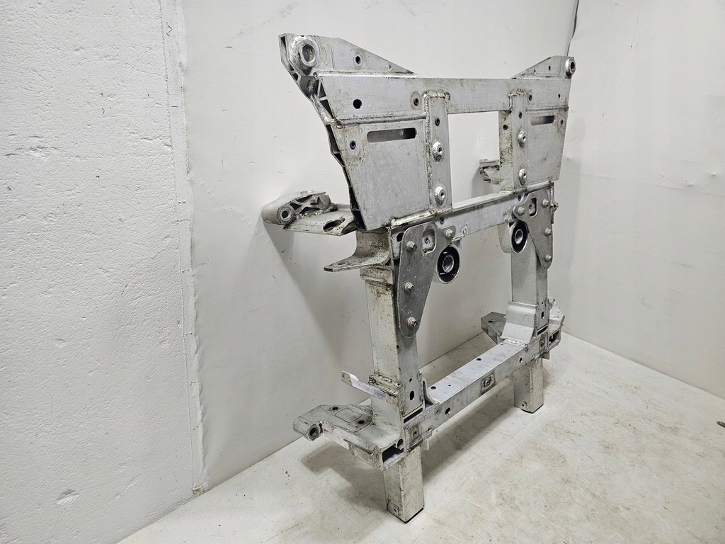 фото №13, Подрамник подрамник подрамник перед jaguar i-pace