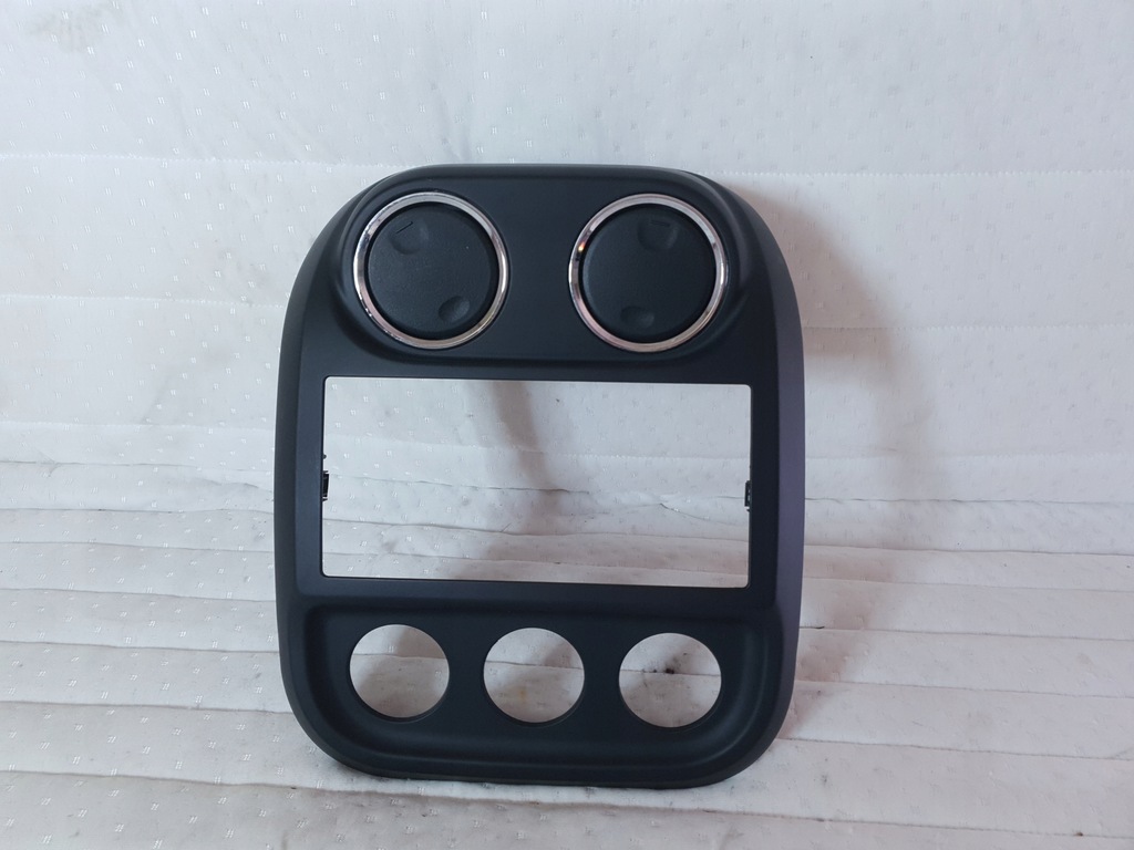 фото №1, Решётка обдув панель средний jeep compass i