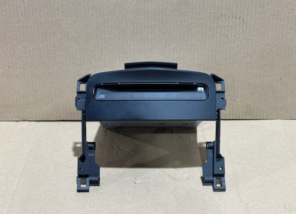 фото №1, Nissan primera p12 чейнджер дисків cd 28185ba010