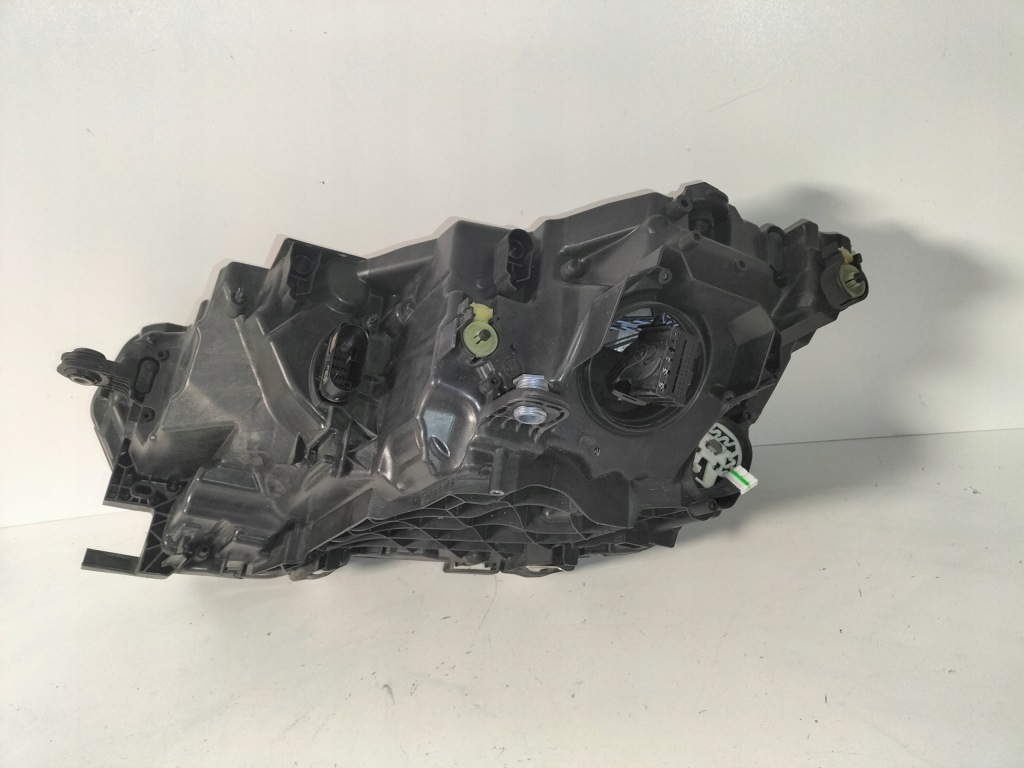 Фара передняя фара правая skoda octavia 4 iv рестайлинг  24- full led Киев