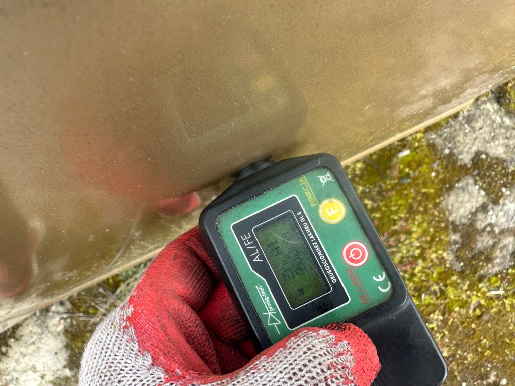 Крыло  правый  задняя audi a4 b6 кабриолет  ly1s lubelskie отсутствует ржавчина Киев