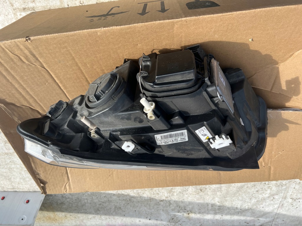 фото №8, Лампа правая bmw x1 e84 lift bi ксенон поворотный перед