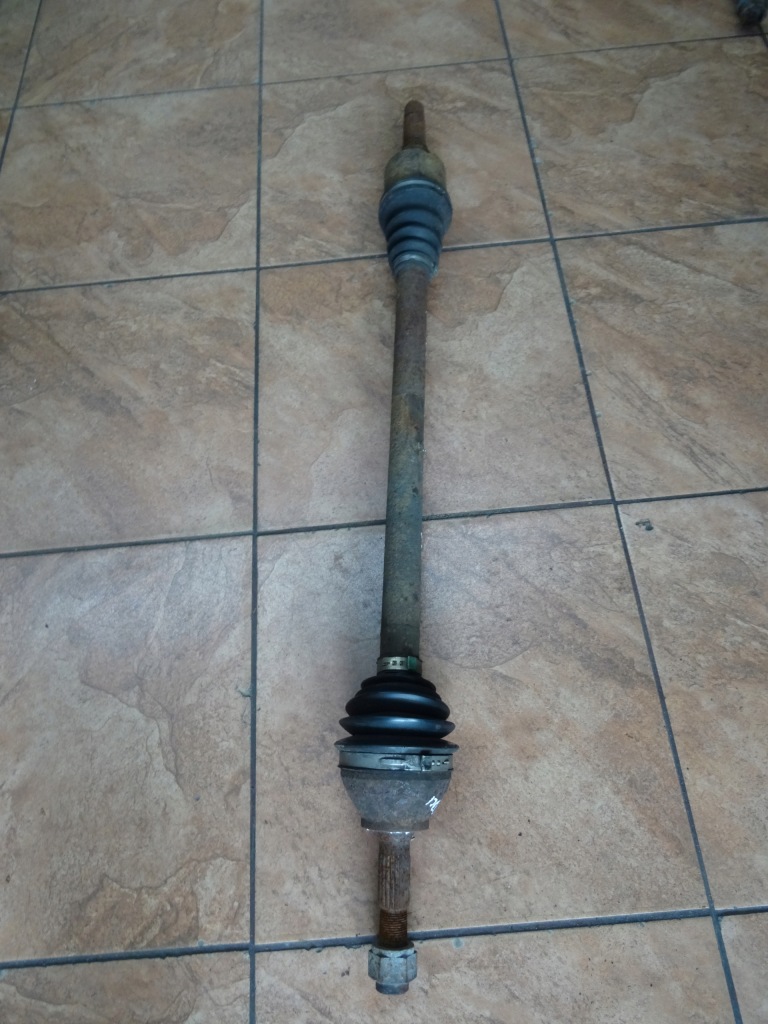 фото №4, Peugeot 1007 1.4 привідний вал права