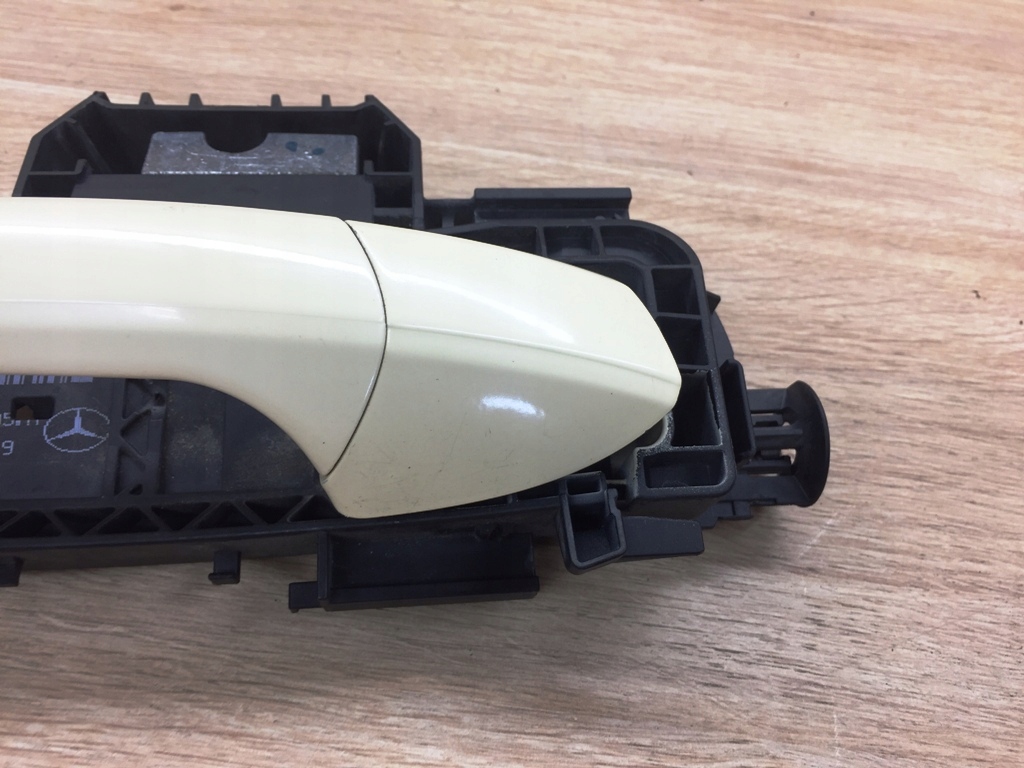 Mercedes gla w156 ручка наружная правый задний Оригинал