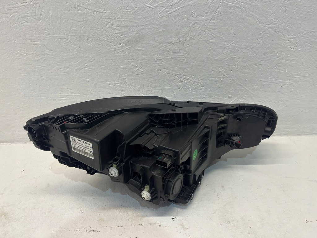 фото №11, Volvo ex30 лампа левая full led 23 -