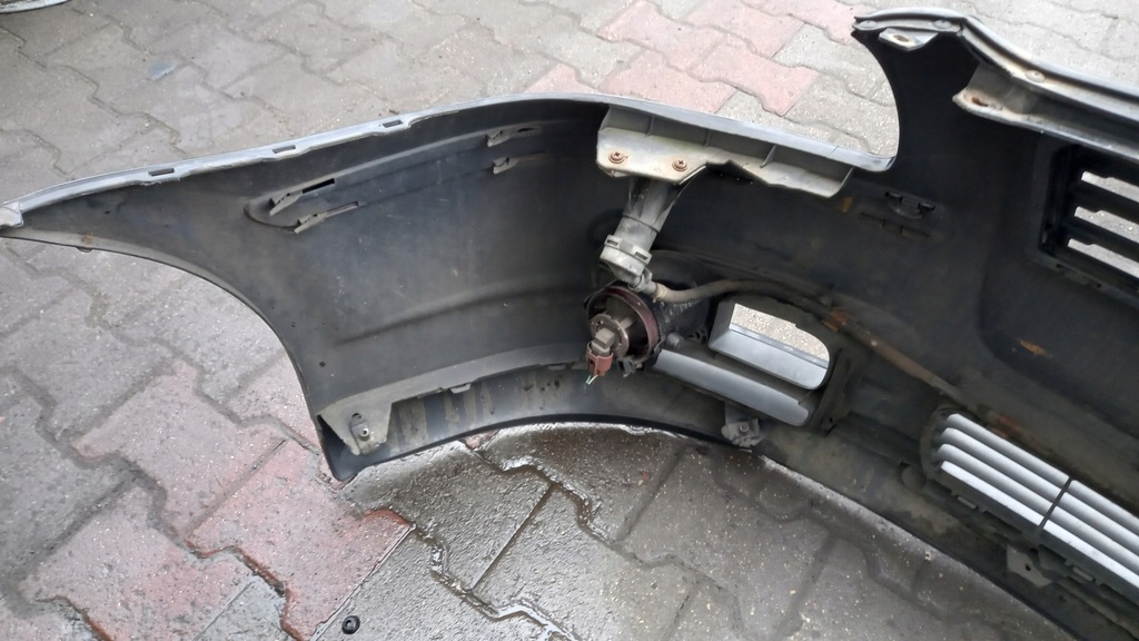 фото №15, Бампер перед toyota avensis kombi 04r