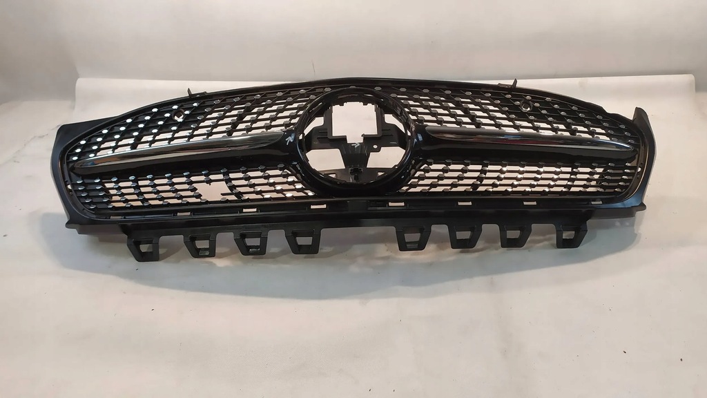 фото №1, Решітка радіатора решітка радіатора радіатора решітка радіатора решітка радіатора mercedes cla w118 amg