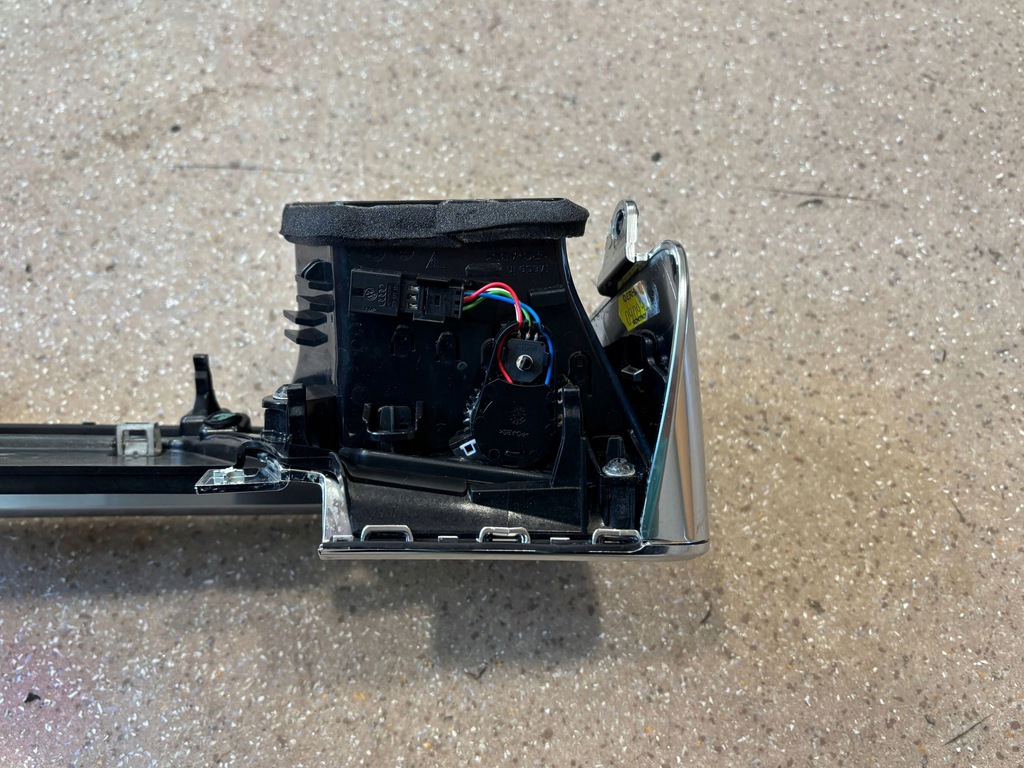 фото №14, Рамка бардачка перед porsche panamera 971 971857716f