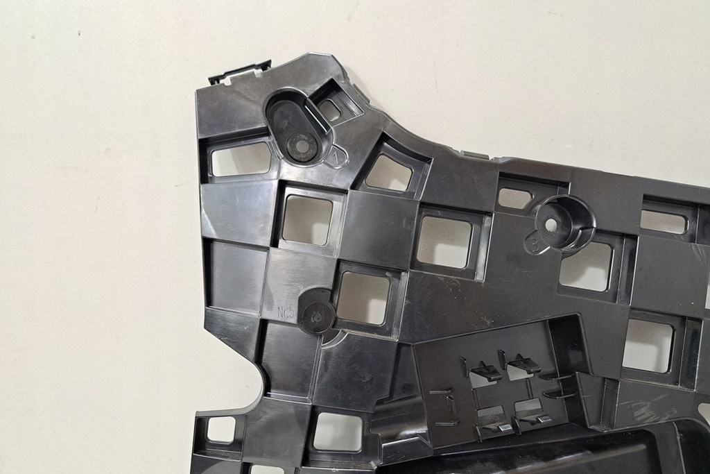 фото №7, Правый направляющая заднего бампера bmw x7 g07 8084142 3.0l бензиновый 250kw 2023