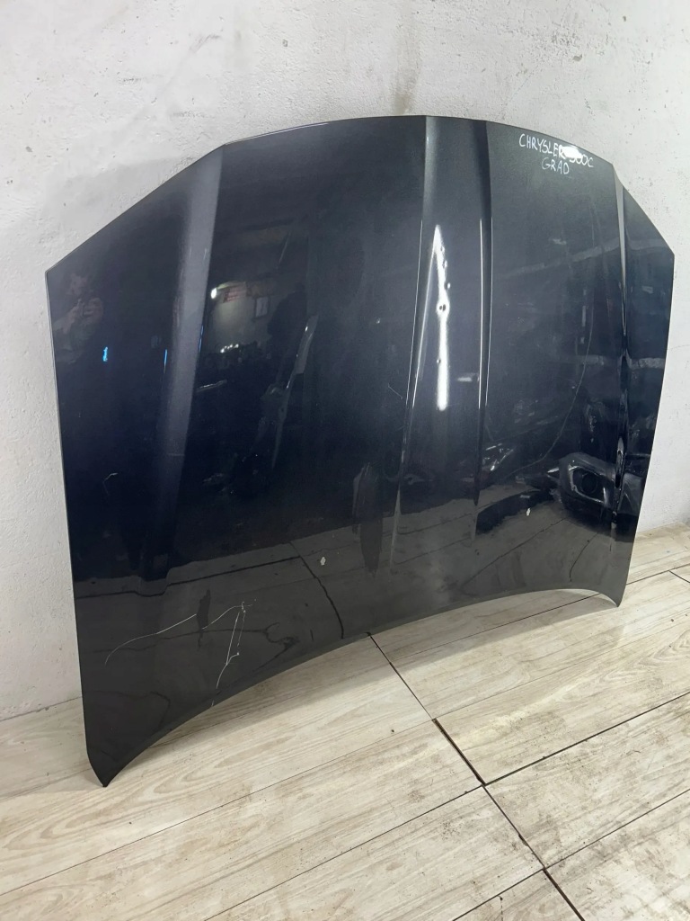 Chrysler 300c 2 капот передня Зі Шроту