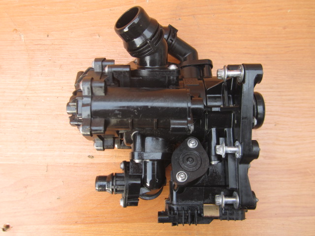 Bmw x1 f48 f44 f40 1.5 патрубок води do термостата 8631043 0631943 коліно Ціна