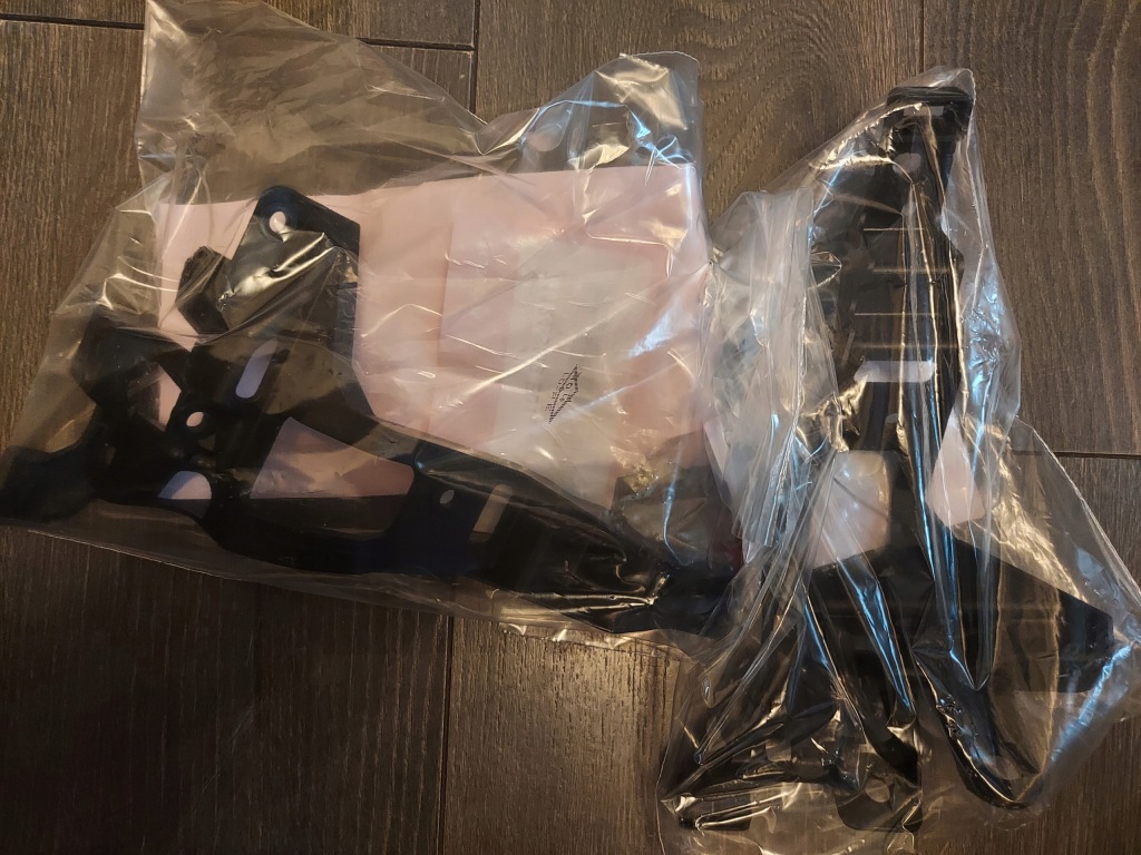 фото №1, Honda civic ufo 05- кронштейн кронштейн решётка решётка радиатора