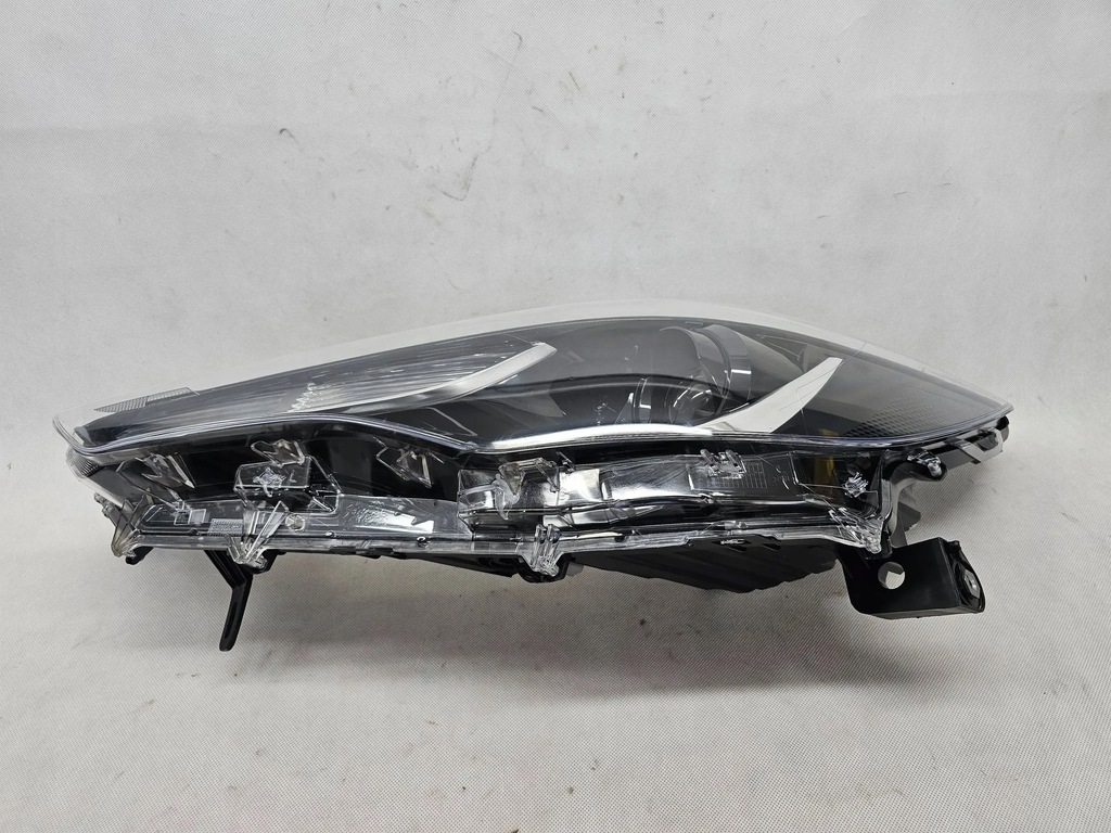 фото №14, Toyota corolla cross 20 лампа перед передня ліва full led лінза 16-183