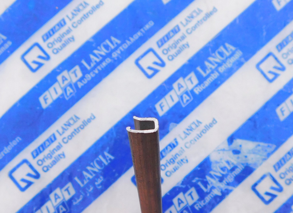 фото №7, Nowa срібляста рамка двері скло скребок fiat 126p 126 st права оригінал