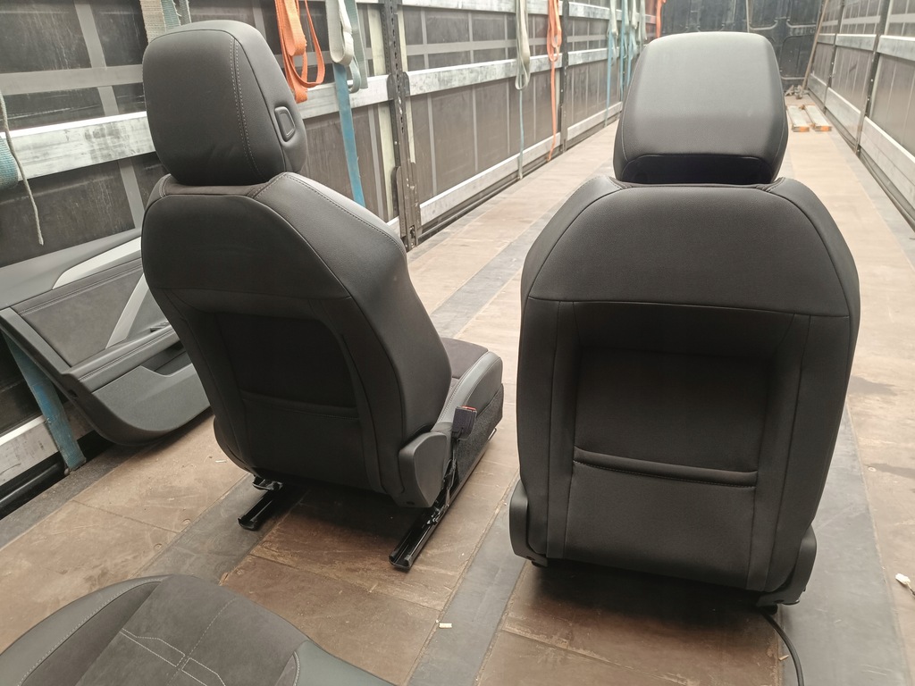 фото №15, Opel astra l vi kombi gse - салон сиденья обшивки дверь комплект