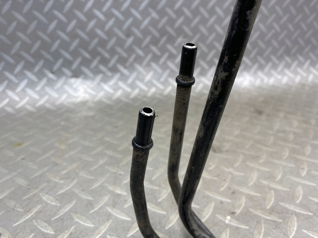 фото №7, Шланг wąż трубка топлива aston martin db9 5.0 6.0 v12 4g43-9s284-ad