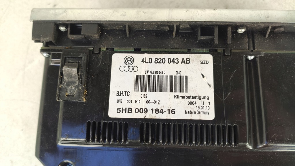 фото №6, Audi q7 4l панель кондиционера обдув 4l0820043ab