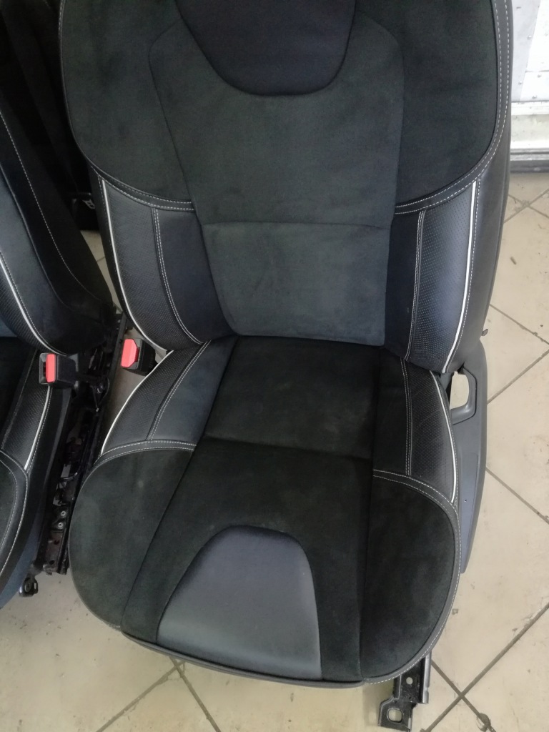 фото №2, Volvo v40 ii 2012 - 2019 rok сидіння заднє сидіння обшивки підлокітник r-design