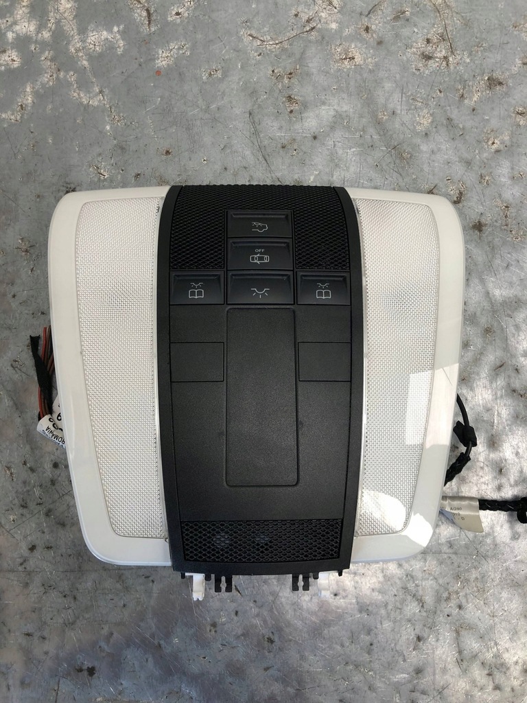 фото №1, Лампа стельовий mercedes w204 a2048202001