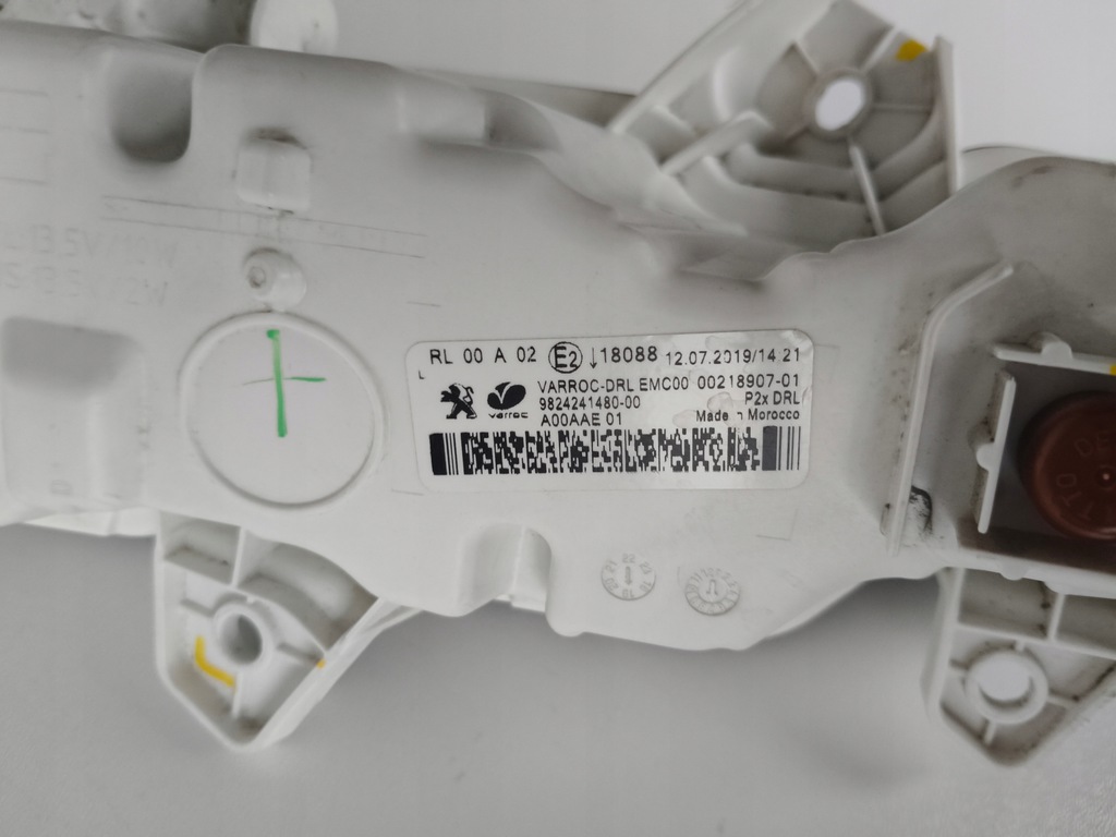 фото №5, Протитуманна фара лівий led peugeot 208 ii 19-