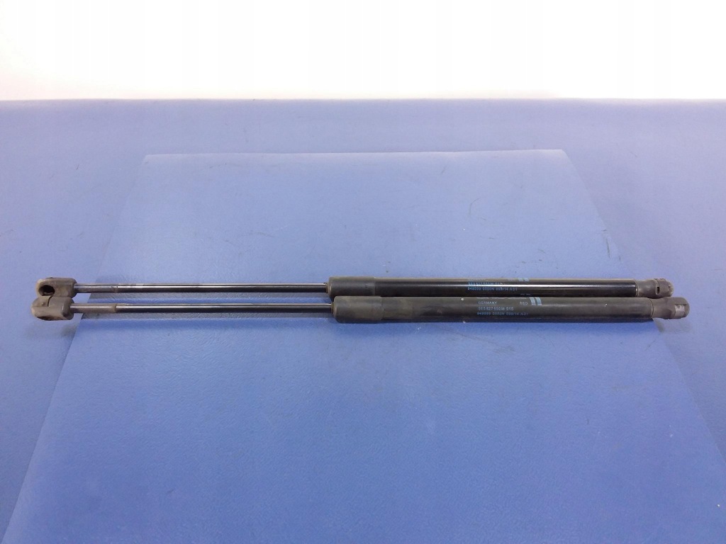 фото №1, Octavia iii hb амортизаторы крышки задняя 5e5827550m