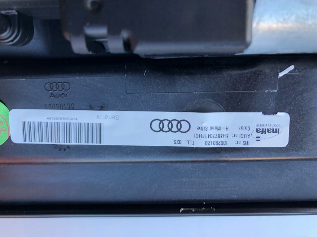 фото №4, Audi a8 d4 lift панорама крыша люк 2017 r orginał