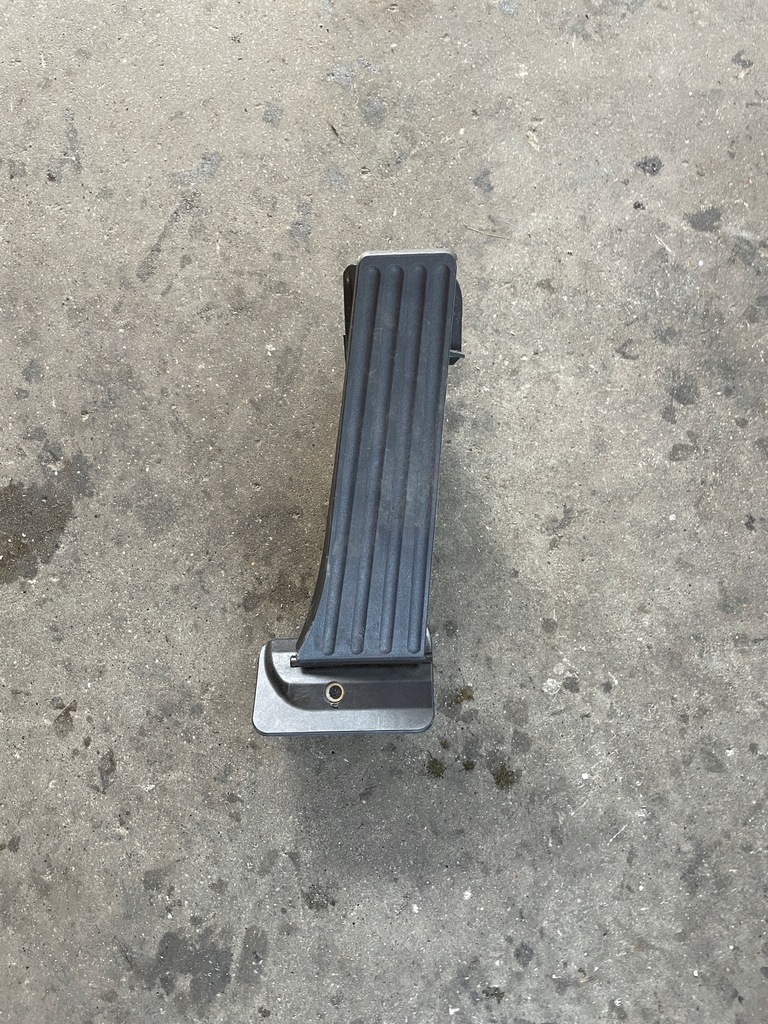 фото №1, Bmw x5 g05 педаль газу 6889818