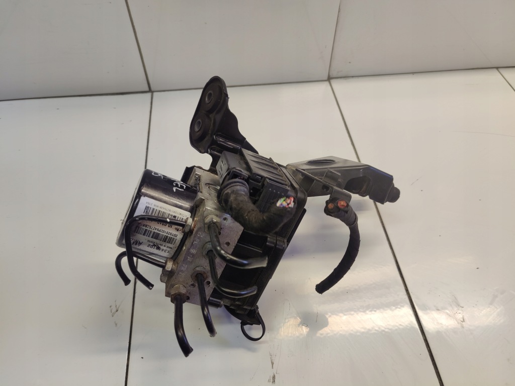 Купить Opel zafira c astra j насос abs 13440102