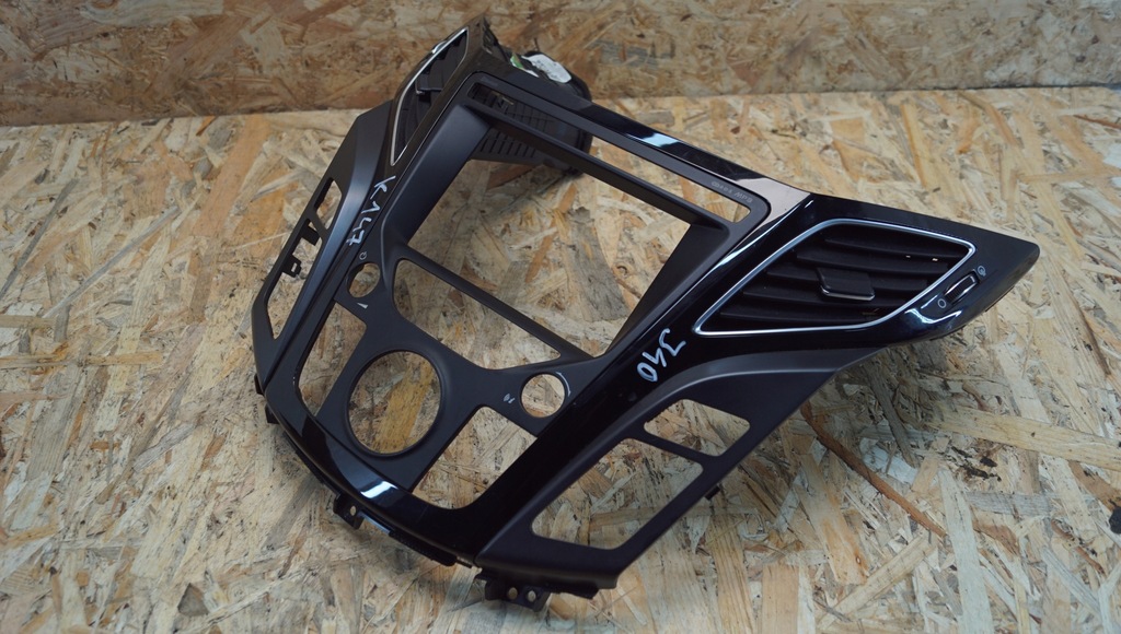 фото №7, Рамка защита панель решётки консоли hyundai i40 u09c873810