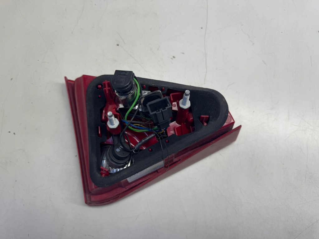 фото №9, Audi a5 8t sportback лампа правий задня w кришка led 8t0945094a