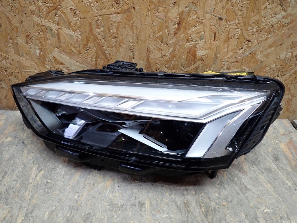 Купити Фара ліва фара ліва full led matrix laser audi a5 8w6 рестайлінг  8w6941085