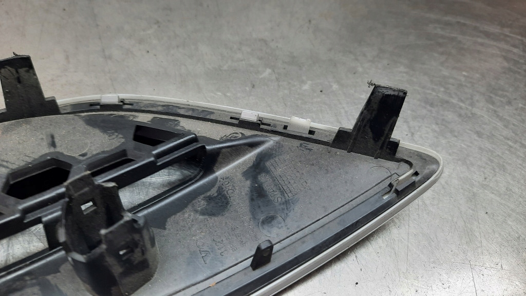 фото №8, Решётка бампера левая 31294135 volvo v60 s60 ii