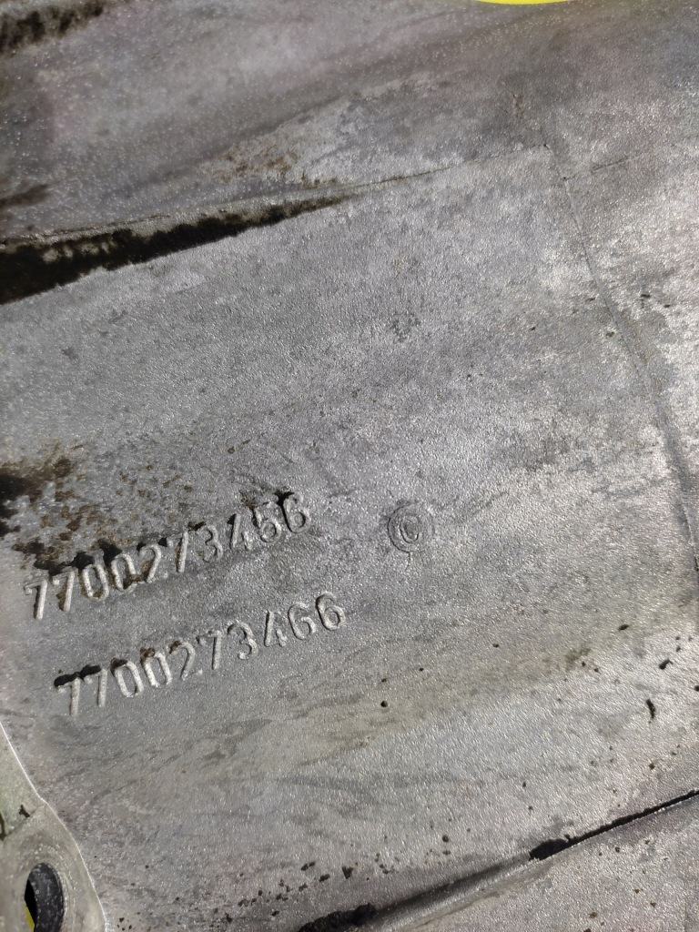 Renault megane 1 1.6 поддон поддон масляная 7700273456 с Разборки