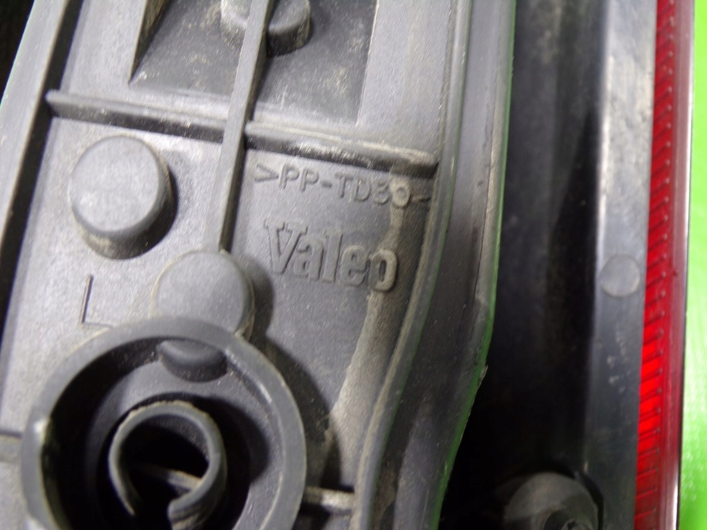 фото №8, Opel meriva a лампа левая задняя z20u