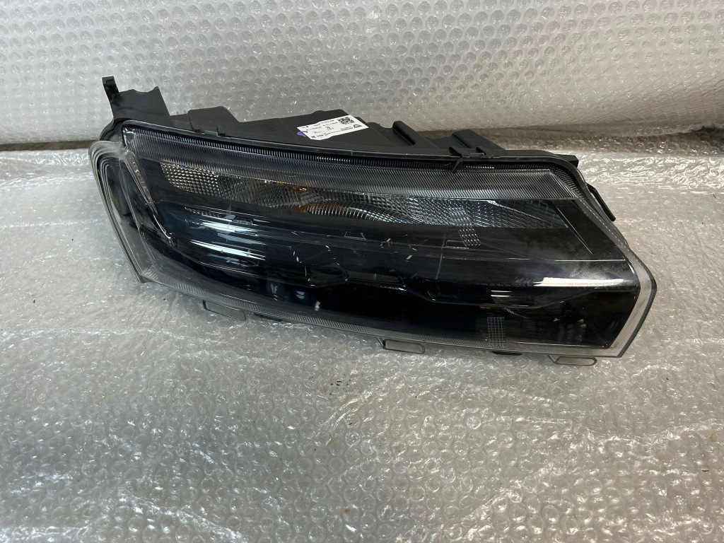 Купить Dacia spring правая лампа led передняя