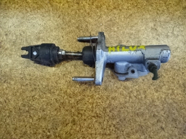 фото №1, Toyota hilux 07r # насос сцепления 2,5d4d