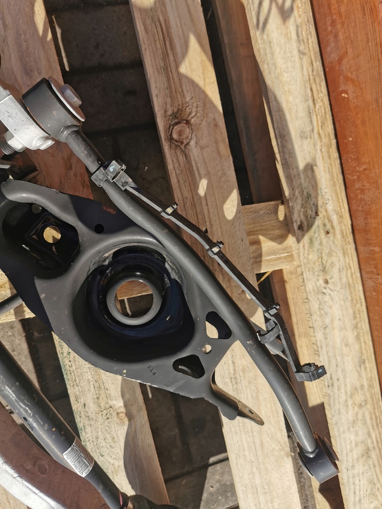 фото №5, Dodge challenger lift поворотный кулак правый задняя рычаг приводной вал комплект подвеска