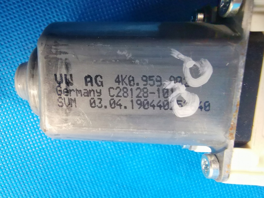 фото №8, Vw passat b8 alltrack 2019r 2.0tdi подъемник стекло правый перед 3g0837462c