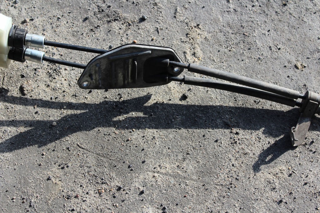 фото №12, Троси перемикання передач 5 передач corolla e15 1.4 d4d 1nd