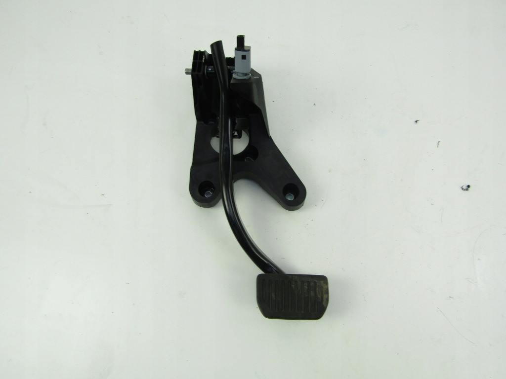 фото №1, Volvo ex30 педаль гальма