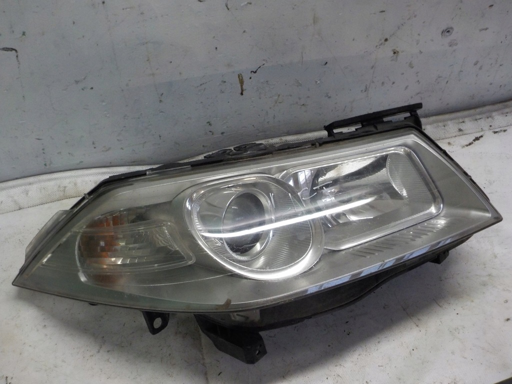 фото №1, Megane ii lift лампа права перед