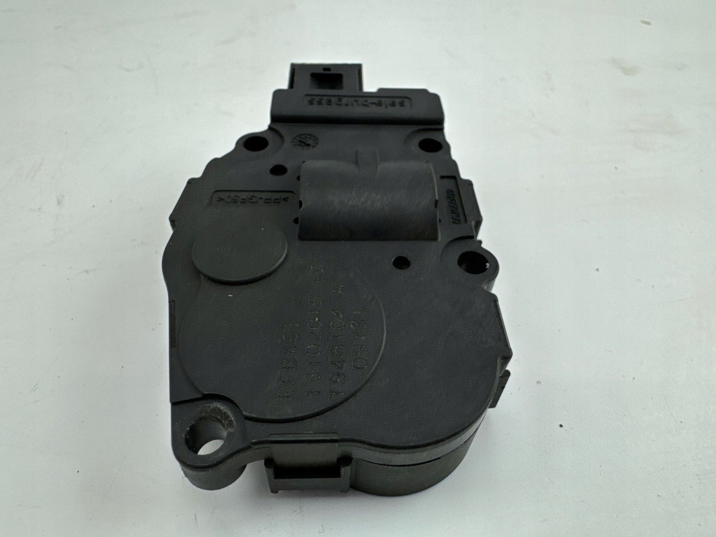 фото №6, Bmw 1 f20 f21 2015 моторчик крышка обдув