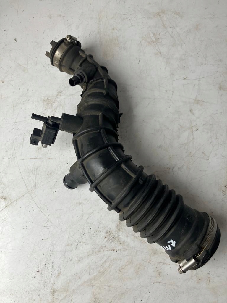 фото №1, Wąż труба воздуха clio iv 0.9 tce 165764382r