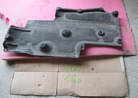 фото №1, Volvo v60 защита накладка плита подвеска правая