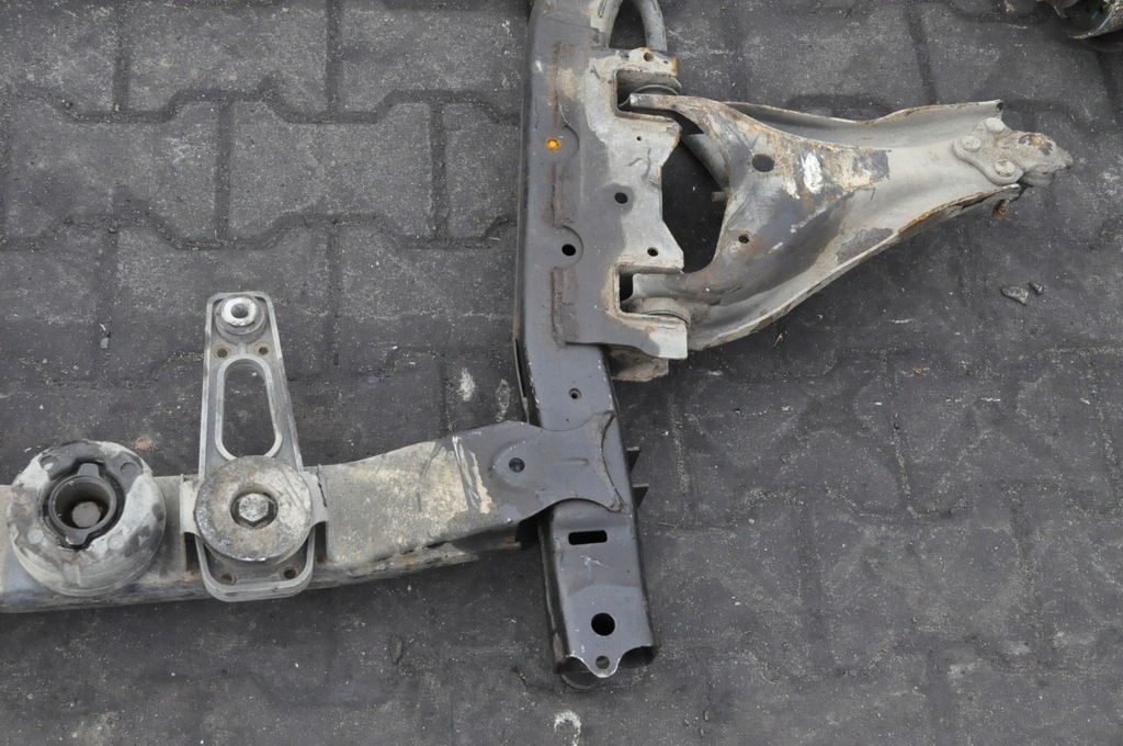 фото №9, Dacia duster lift 1.5 dci 107km подрамник подвеска балка перед